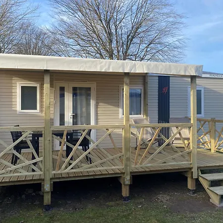 Camping Les Falaises De Toussaint Exterior photo