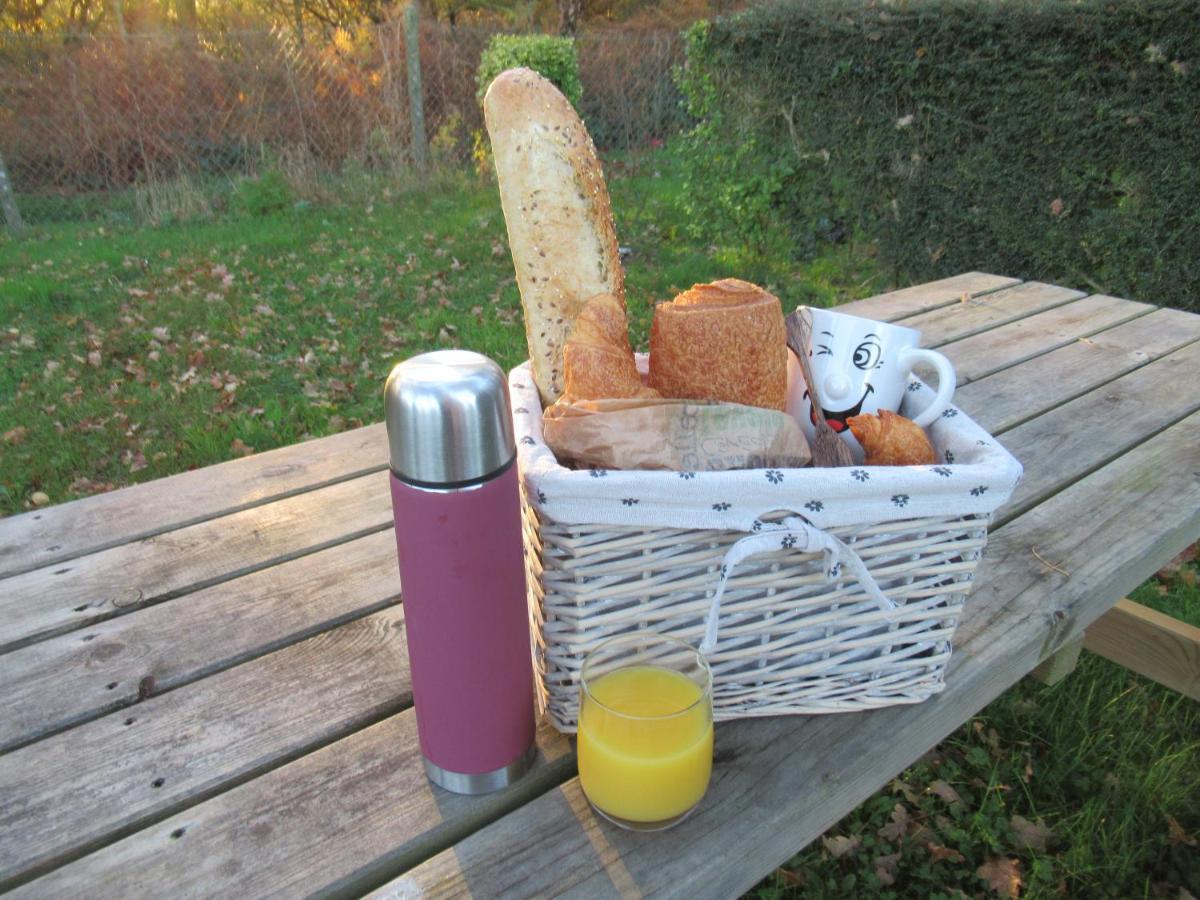 Camping Les Falaises De *
